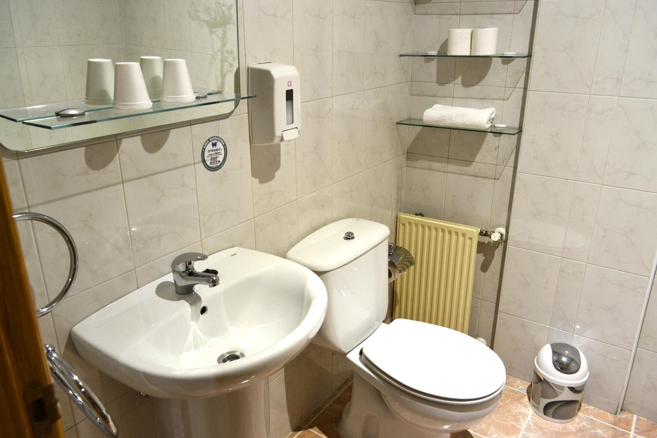 Hostal Lucus Lugo Buitenkant foto