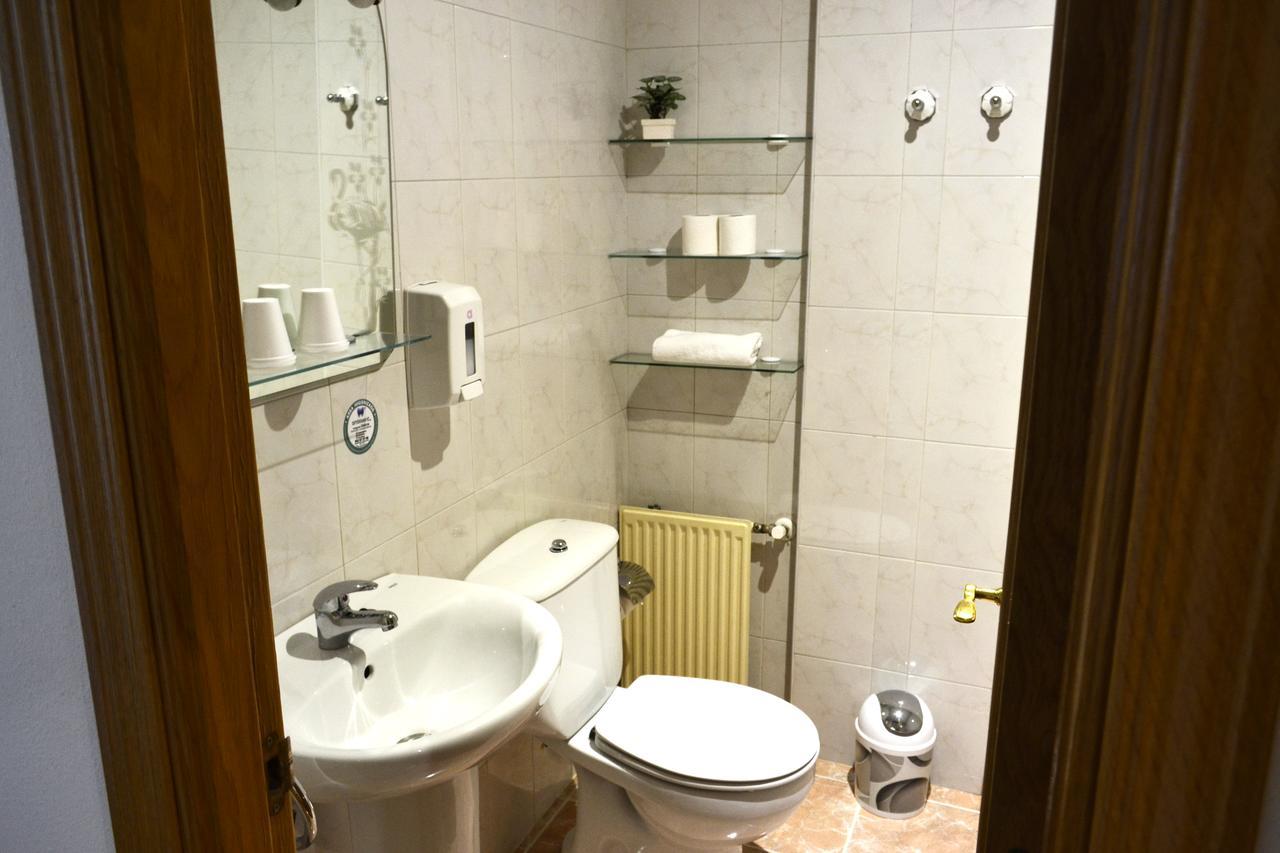 Hostal Lucus Lugo Buitenkant foto