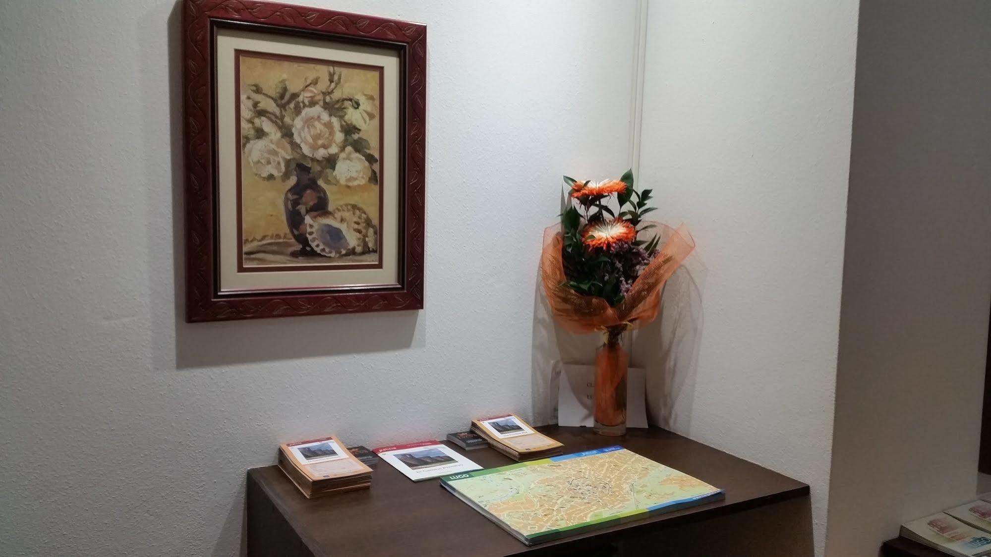 Hostal Lucus Lugo Buitenkant foto